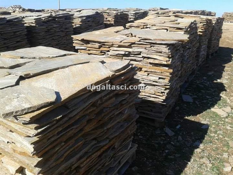 Denizli Kayrak Taşı