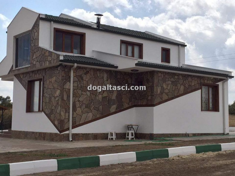 Denizli Kayrak Taşı