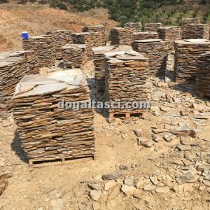 Denizli Kayrak Taşı