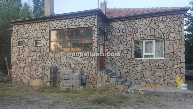 Denizli Kayrak Taşı