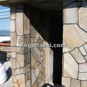 Denizli Kayrak Taşı