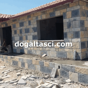 Ebatlı Bodrum Kayrak Taşı