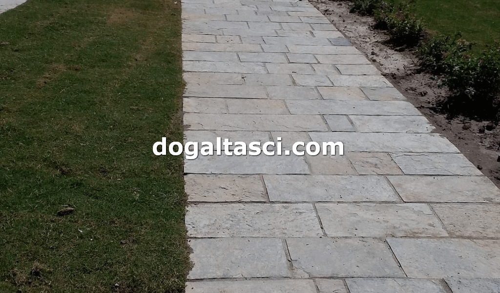 Ebatlı Bodrum Kayrak Taşı