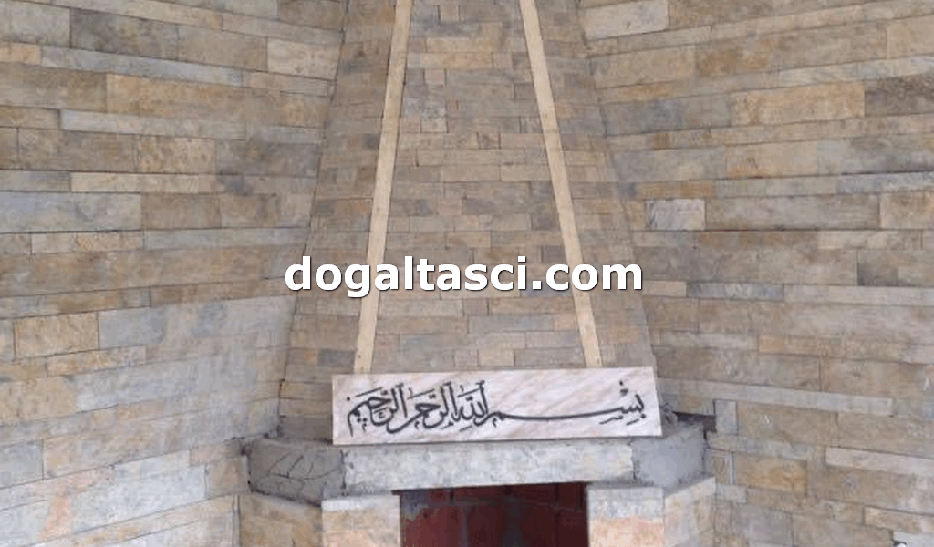 Ebatlı Bodrum Kayrak Taşı