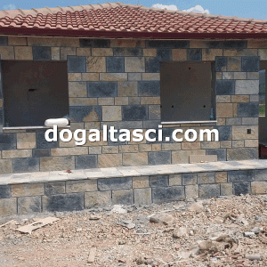 Ebatlı Bodrum Kayrak Taşı